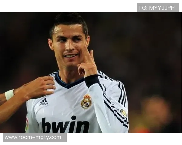 科法内进球模仿C罗庆祝喀麦隆2-0领先南非