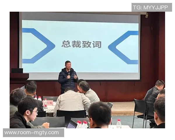 里德分享队友间的支持与团结精神我们始终全力以赴共同面对挑战 里德分享队友间的支持与团结精神我们始终全力以赴共同面对挑战